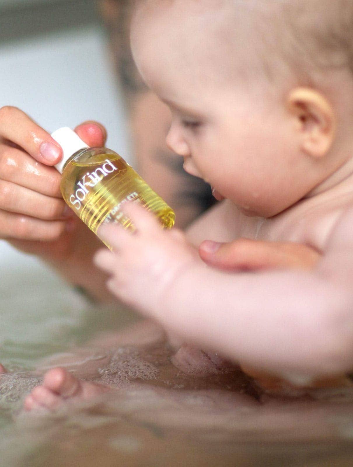 Huile de bain nourrissante Velvet Droplets pour bébé